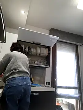 Piediniecollant online show from 5, 2, 2026