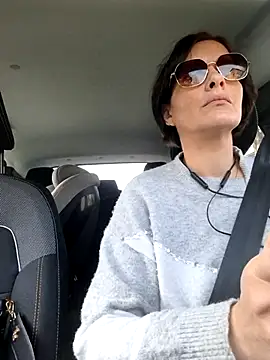 Piediniecollant online show from 6, 3, 2026