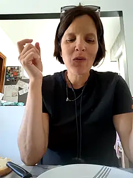 Snapshot of Piediniecollant chatting on 3, 6, 2026 Piediniecollant online show from 3, 6, 2026