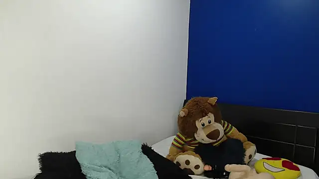Snapshot of EmmilyConnor chatting on 29, 5, 2026 EmmilyConnor online show from 29, 5, 2026
