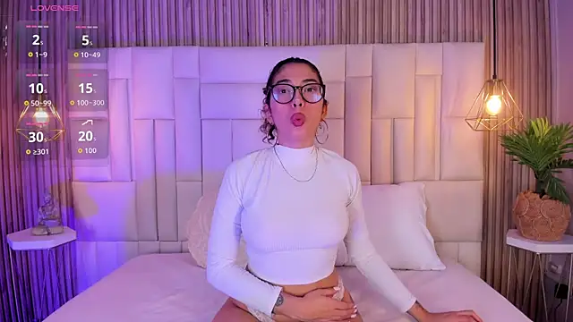 Snapshot of VenuzSofia chatting on 24, 6, 2026 VenuzSofia online show from 24, 6, 2026