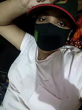 Snapshot of Israt_Riya_25 chatting on 29, 10, 2025 Israt Riya 25 online show from 29, 10, 2025