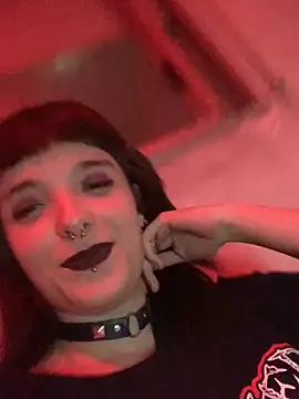 xlucifer13 online show from 3, 11, 2025