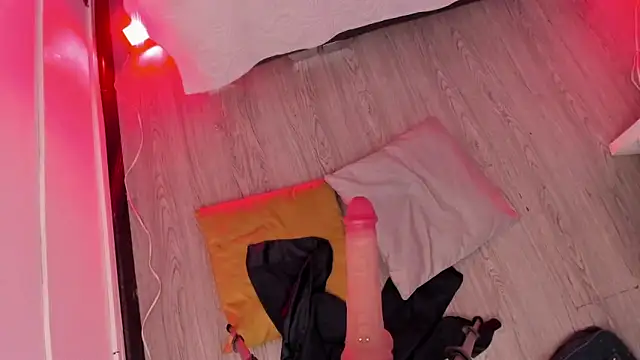 mia jagger online show from 11, 3, 2026