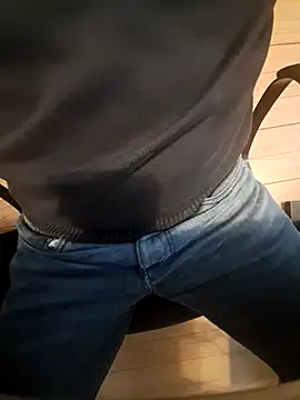 Snapshot of EchoVibe_86 chatting on 28, 10, 2025 EchoVibe 86 online show from 28, 10, 2025