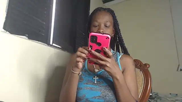 Snapshot of LilithMiller_ chatting on 3, 6, 2026 LilithMiller online show from 3, 6, 2026