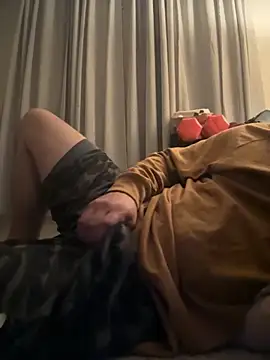 Snapshot of Cubanno chatting on 2, 11, 2025 Cubanno online show from 2, 11, 2025