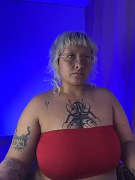 pinkbaddie777 online show from 13, 1, 2026