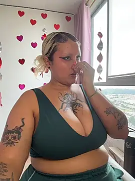 pinkbaddie777 online show from 8, 2, 2026