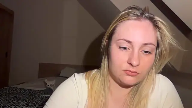 EngelHelene online show from 5, 4, 2026