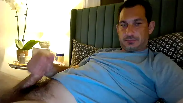 Snapshot of ckraiders84 chatting on 15, 5, 2026 ckraiders84 online show from 15, 5, 2026