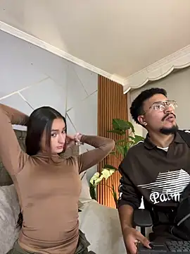 Noa N Luxy online show from 11, 11, 2025