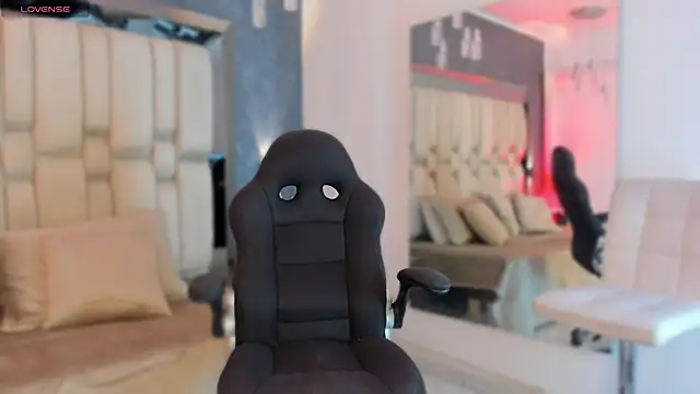  Sofiewild  online show from 11, 3, 2026