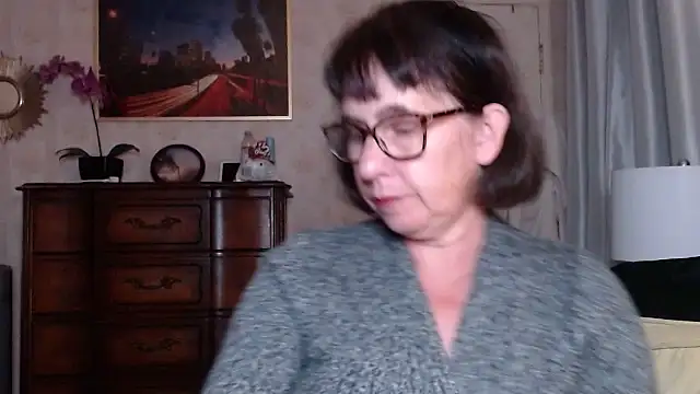 BigbustedBrenda online show from 2, 12, 2025
