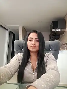 Snapshot of solandrea chatting on 27, 10, 2025 solandrea online show from 27, 10, 2025