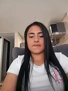 Snapshot of solandrea chatting on 1, 11, 2025 solandrea online show from 1, 11, 2025