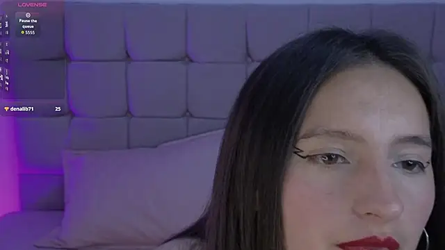 Snapshot of lorainjhonson chatting on 30, 10, 2025 lorainjhonson online show from 30, 10, 2025