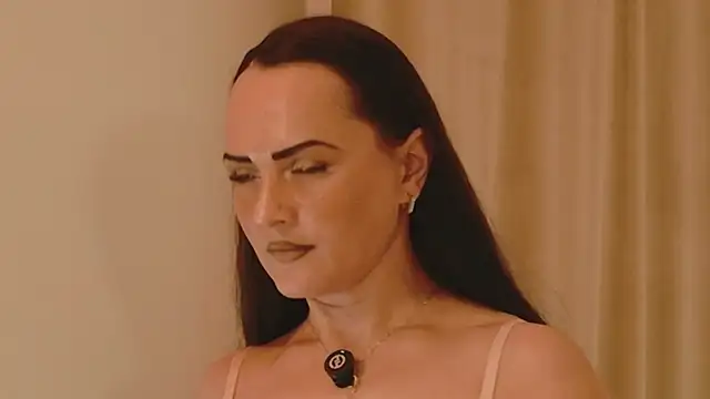 SiennaRosse online show from 17, 4, 2026