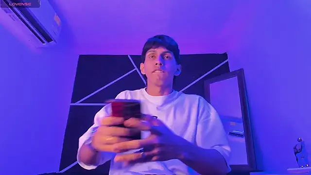 Snapshot of LIAM_STONNE_ chatting on 31, 10, 2025 LIAM STONNE  online show from 31, 10, 2025