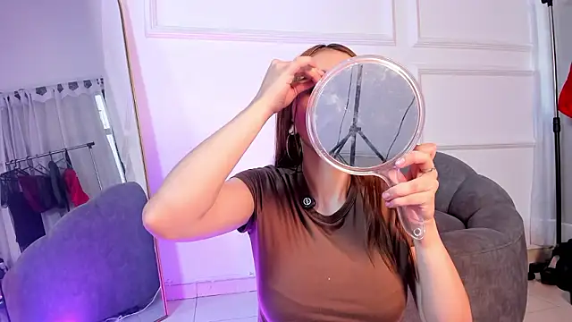 ada belucci online show from 29, 3, 2026