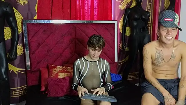 Snapshot of Magic_Duo chatting on 29, 10, 2025 Magic Duo online show from 29, 10, 2025