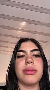 VioletEvanzz online show from 13, 11, 2025
