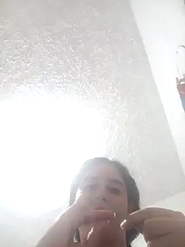 Camila-Valverde online show from 10, 2, 2026