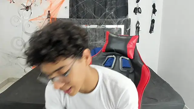 Maximiliano Khalil online show from 28, 10, 2025