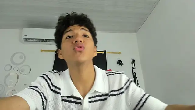 Maximiliano Khalil online show from 22, 11, 2025