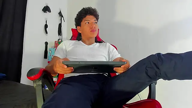 Maximiliano Khalil online show from 15, 12, 2025