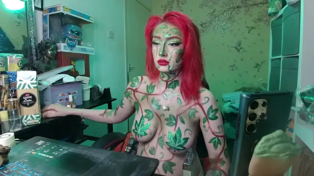 DaniDoodles420 online show from 15, 4, 2026