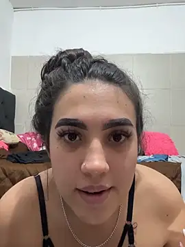 Pauli Anhell online show from 5, 11, 2025