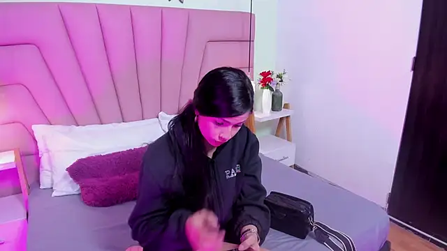 Kim Luna1 online show from 14, 2, 2026