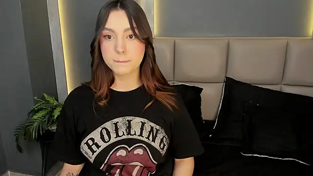 DakotaRussell  online show from 14, 12, 2025