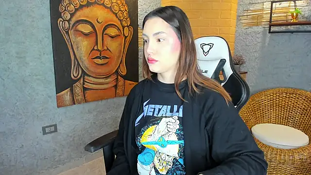 DakotaRussell  online show from 7, 11, 2025