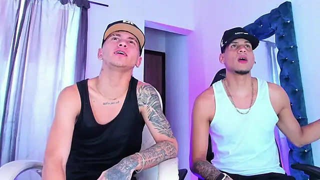 Snapshot of Yourtemptation555 chatting on 1, 11, 2025 Yourtemptation555 online show from 1, 11, 2025