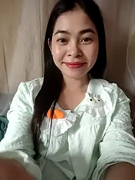 Bamboo-niee123 online show from 5, 4, 2026