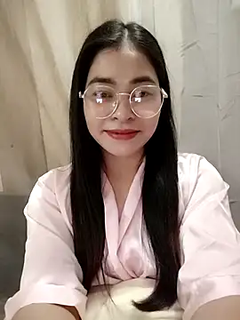 Bamboo-niee123 online show from 21, 4, 2026