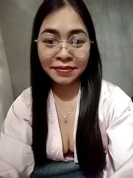 Bamboo-niee123 online show from 12, 3, 2026