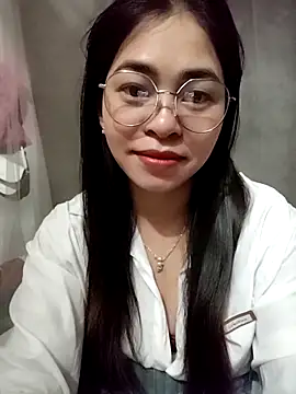 Bamboo-niee123 online show from 15, 3, 2026