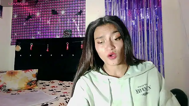 Snapshot of beautybeasstt chatting on 29, 5, 2026 beautybeasstt online show from 29, 5, 2026