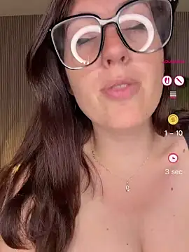 Snapshot of MysteryGirl__ chatting on 11, 5, 2026 MysteryGirl online show from 11, 5, 2026