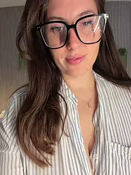 Snapshot of MysteryGirl__ chatting on 9, 6, 2026 MysteryGirl online show from 9, 6, 2026