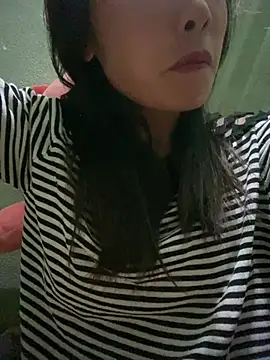 Elysia-007 online show from 3, 4, 2026