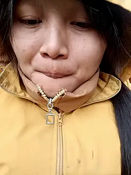 yoyo-mi online show from 19, 12, 2025