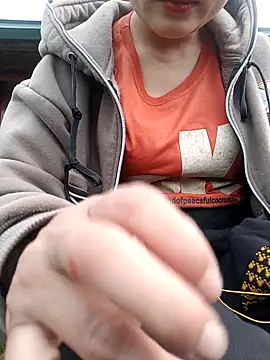 yoyo-mi online show from 18, 3, 2026