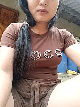 yoyo-mi online show from 15, 4, 2026