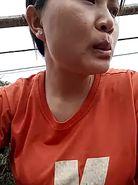 yoyo-mi online show from 23, 4, 2026