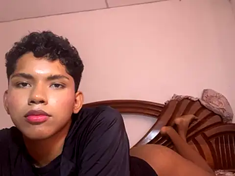 Snapshot of Myrkamndza chatting on 4, 11, 2025 Myrkamndza online show from 4, 11, 2025