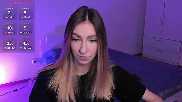 Alexis Winx online show from 27, 11, 2025